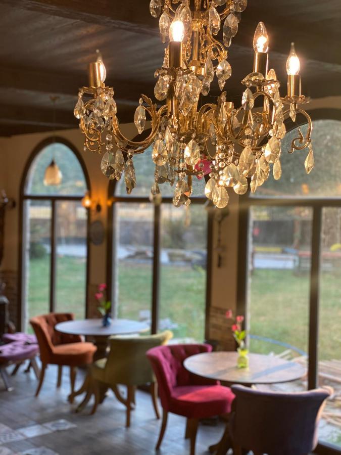 Seyyah Cafe Bungalows Aliaga Eksteriør billede